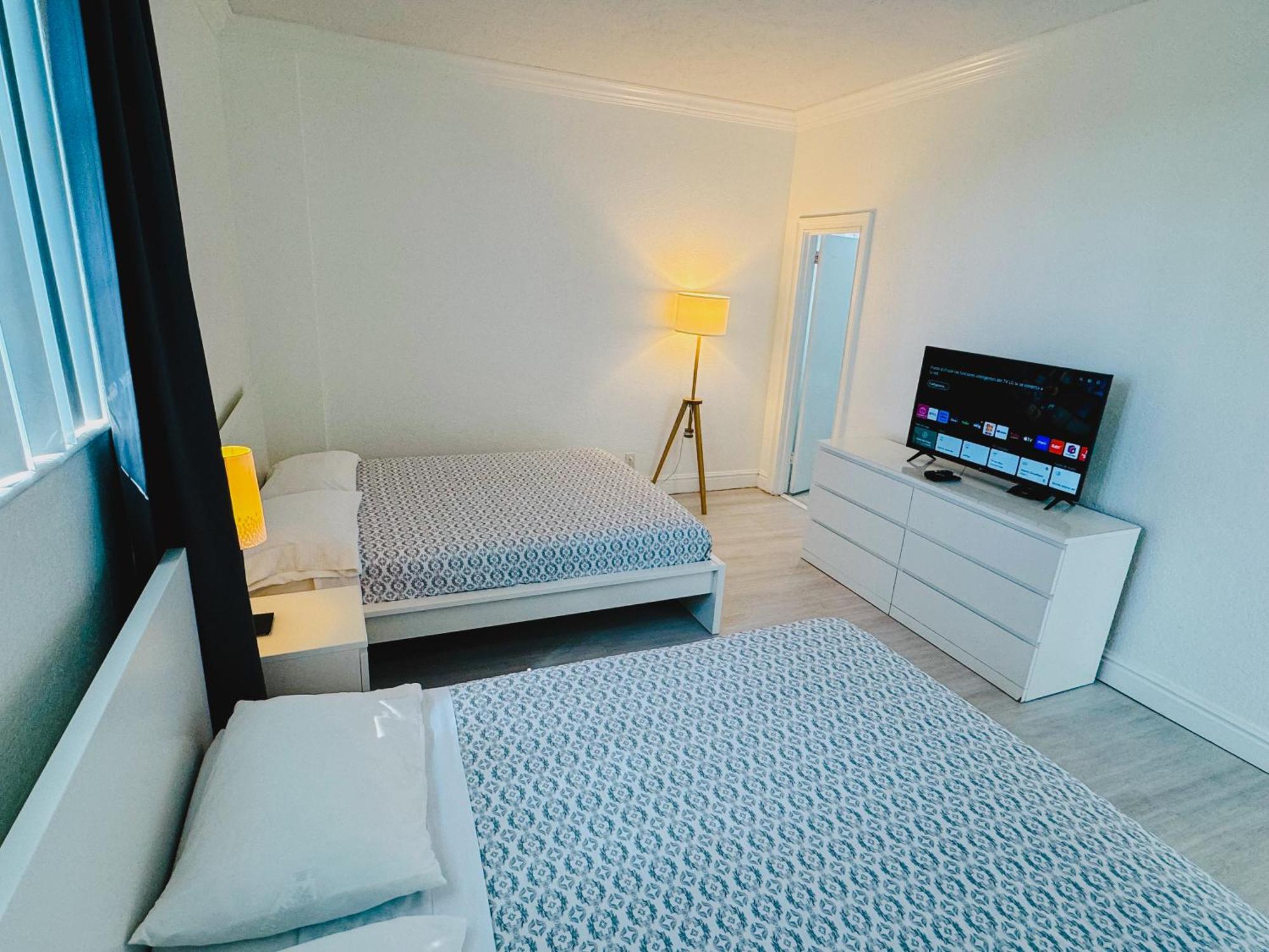 Miami Hollywood Great Two Bedroom Apartment With Channel View 006-22Bvic Luaran gambar